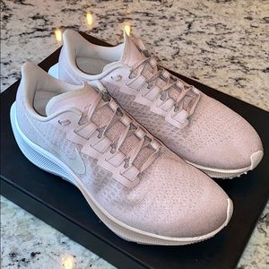 Nike Zoom Pegasus 37 Size 6